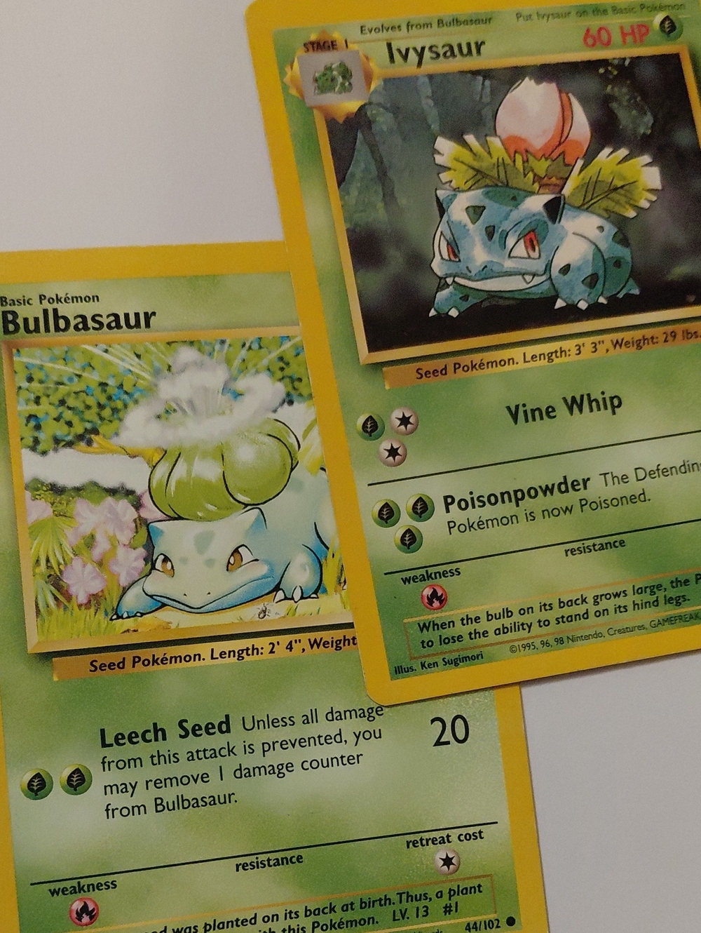 Vintage Bulbasaur & Ivysaur - Pokemon Base Set - 2 Card Lot- HP Condition